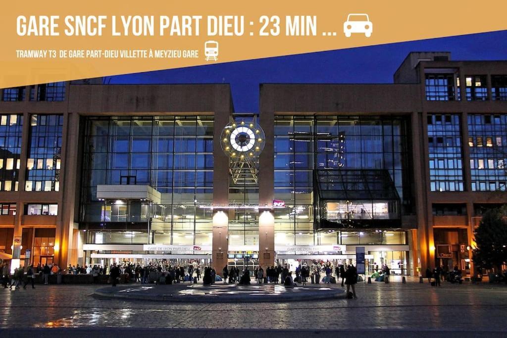 Comfort And Tranquility Near Lyon And Groupama Stadium, 4 Personnes Meyzieu Exteriör bild